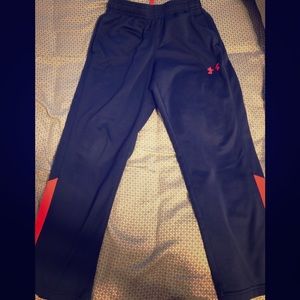 Under Armour youth sweatpants.